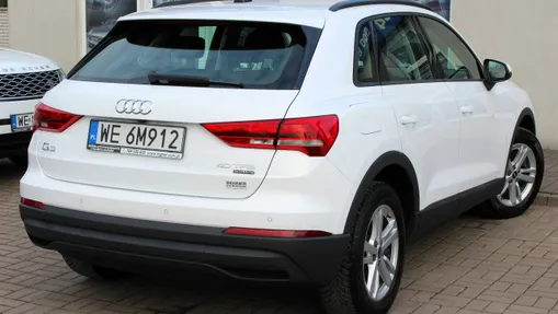 AUDI Q3 -
