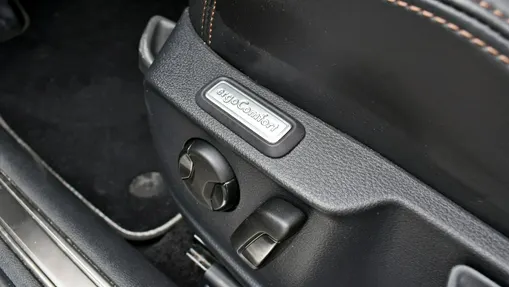 VOLKSWAGEN Passat -