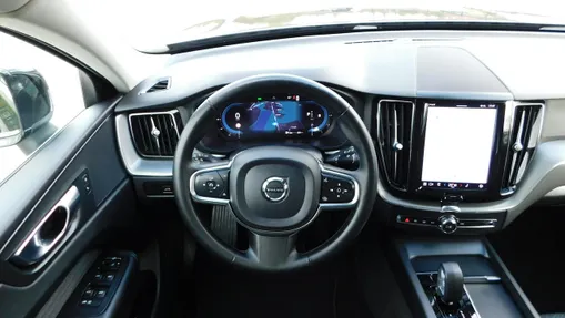 VOLVO XC60 -