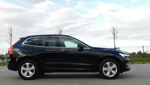 VOLVO XC60 -