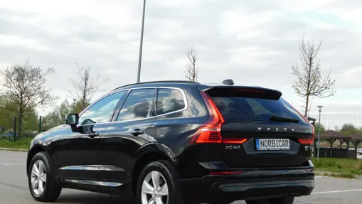 VOLVO XC60 -