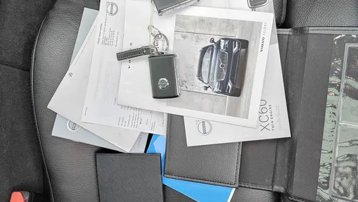 VOLVO XC60 -