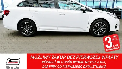 TOYOTA Avensis -