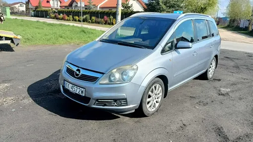 OPEL Zafira -