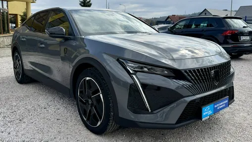 PEUGEOT 408 -