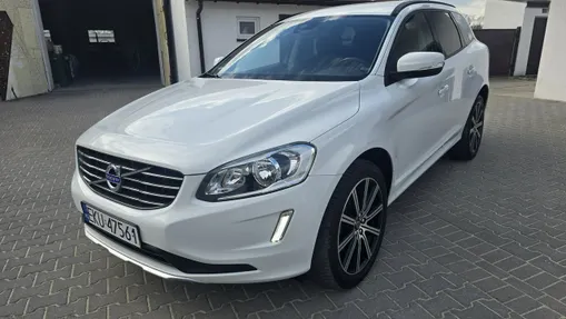 VOLVO XC60 -
