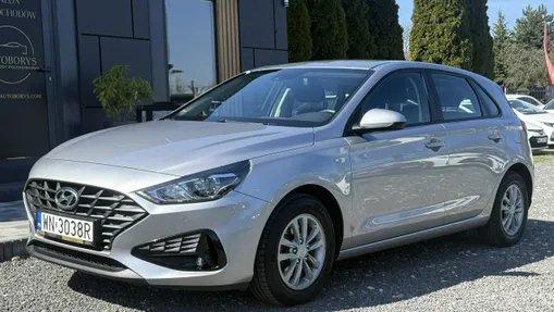 HYUNDAI i30 -