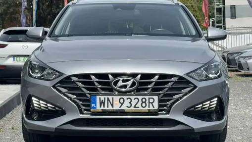 HYUNDAI i30 -