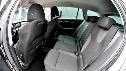 SKODA Octavia -