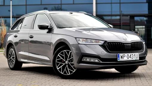 SKODA Octavia -