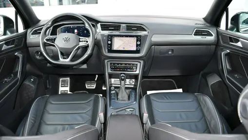 VOLKSWAGEN Tiguan -