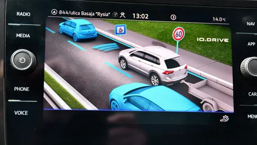 VOLKSWAGEN Tiguan -