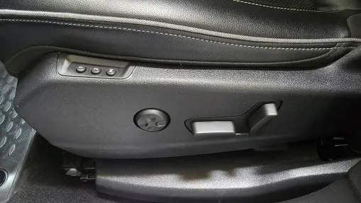 OPEL Grandland X -