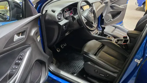 OPEL Grandland X -
