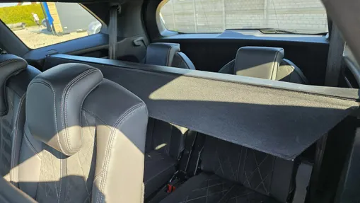 PEUGEOT 5008 -