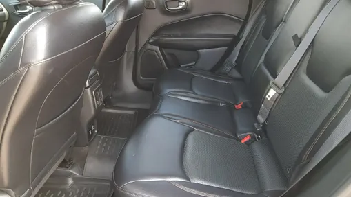 JEEP Compass -