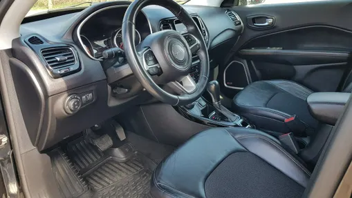 JEEP Compass -