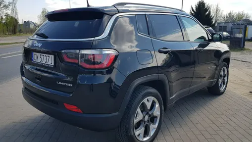 JEEP Compass -