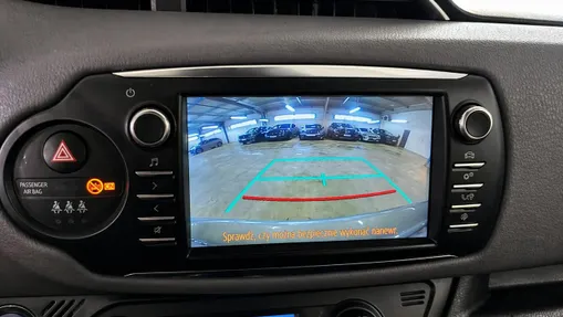 TOYOTA Yaris -