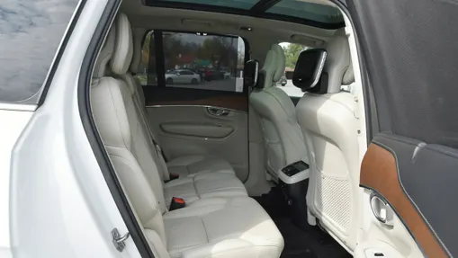 VOLVO XC90 -