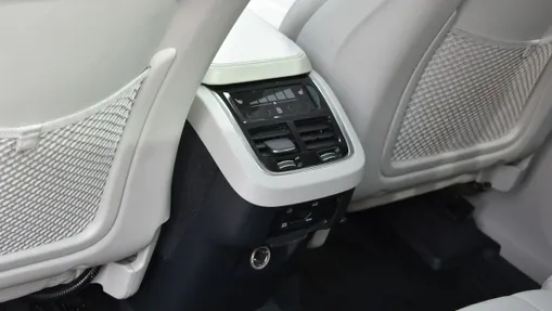 VOLVO XC90 -