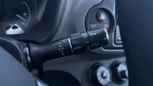 TOYOTA Yaris -