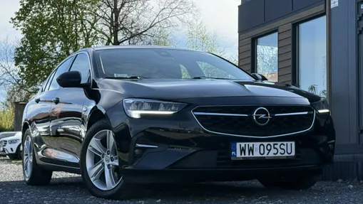 OPEL Insignia -
