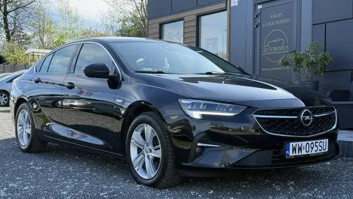 OPEL Insignia -