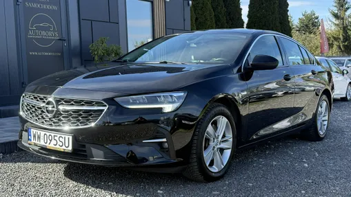 OPEL Insignia -