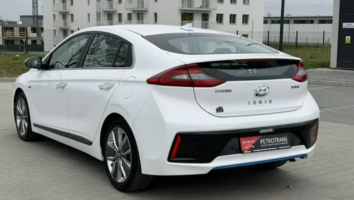 HYUNDAI Ioniq -