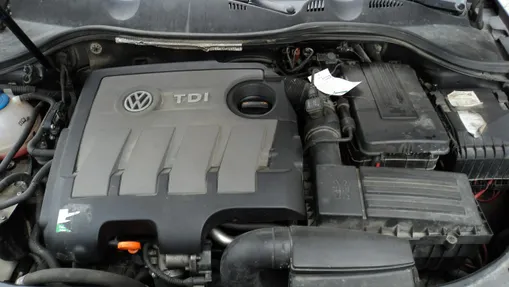 VOLKSWAGEN Passat -