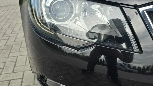 SKODA Superb -