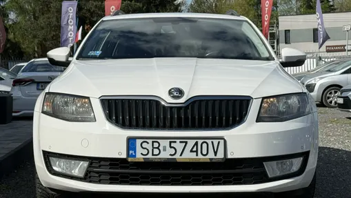 SKODA Octavia -