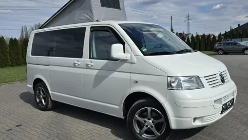 VOLKSWAGEN Transporter -