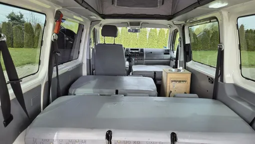 VOLKSWAGEN Transporter -
