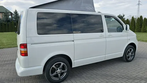 VOLKSWAGEN Transporter -