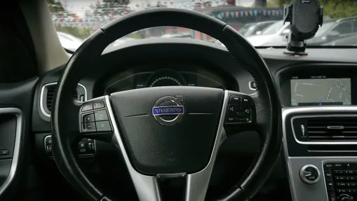 VOLVO V60 -