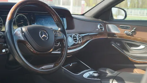 MERCEDES-BENZ S Klasa -