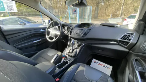 FORD Kuga -