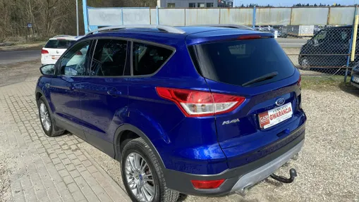 FORD Kuga -