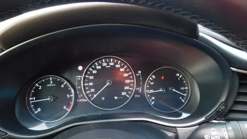 MAZDA CX-30 -