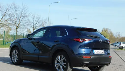 MAZDA CX-30 -