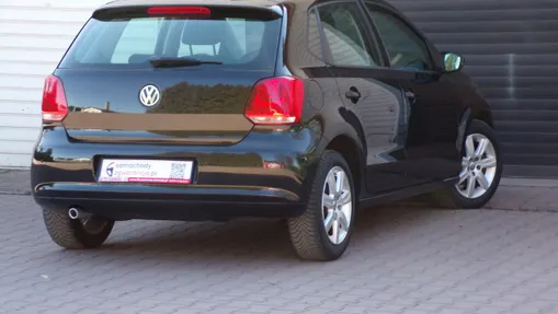 VOLKSWAGEN Polo -
