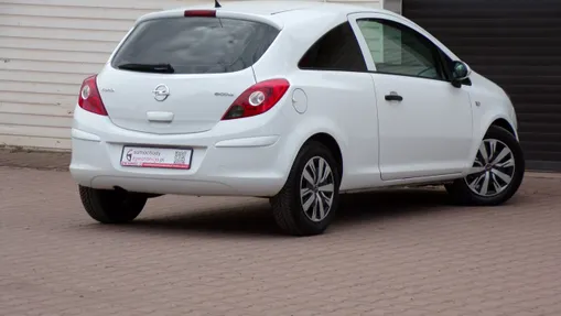 OPEL Corsa -