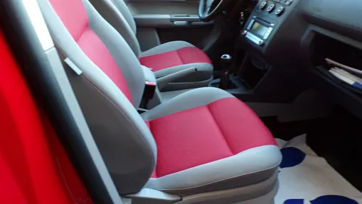 VOLKSWAGEN Caddy -