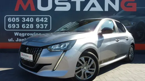 PEUGEOT 208 -