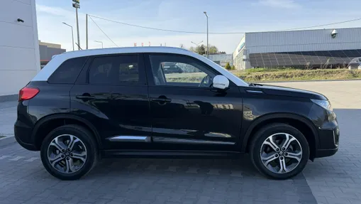 SUZUKI Vitara -
