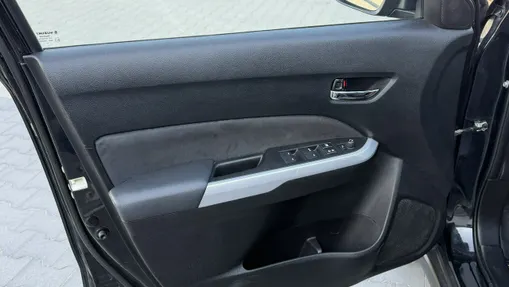 SUZUKI Vitara -