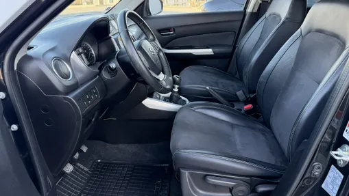 SUZUKI Vitara -