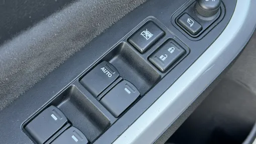 SUZUKI Vitara -